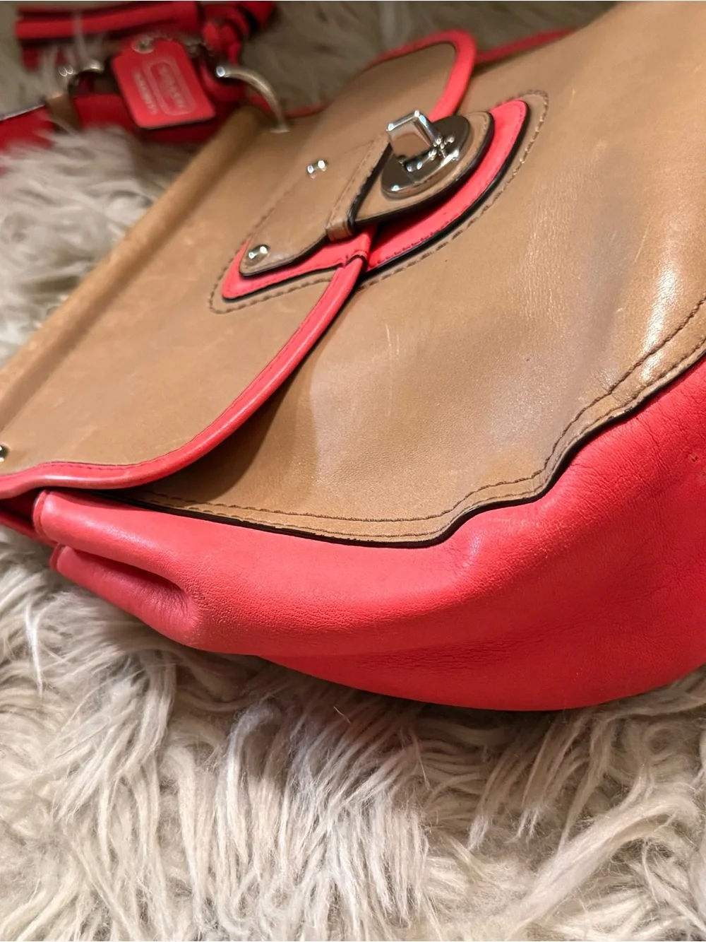 Coach gorgeous hard